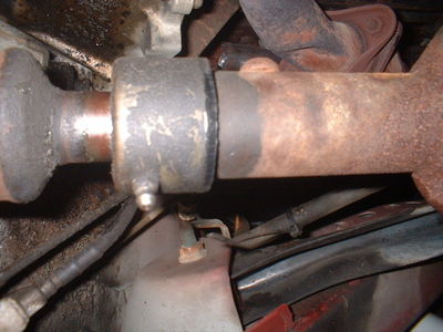 front driveshaft
spitter on wall above driveshaft
